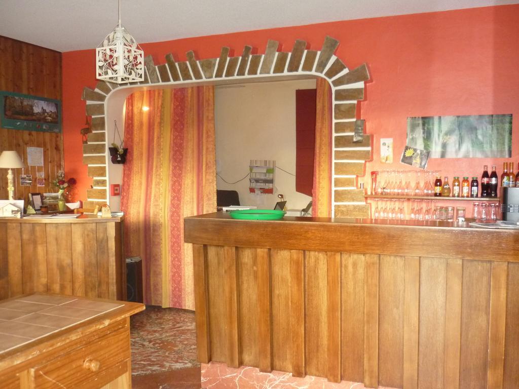 קליירבו-לה-לאק Hotel Restaurant La Chaumiere Du Lac מראה חיצוני תמונה